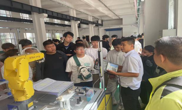 50f8ba3bb2c5df6a38d2a288afd0c32