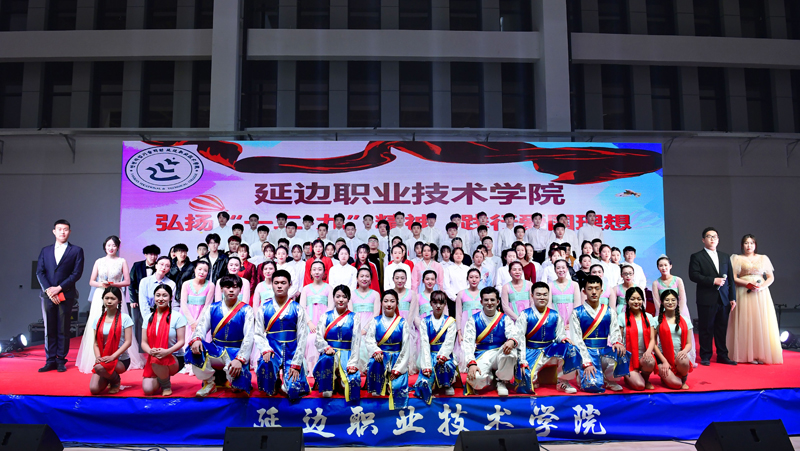 合照.jpg 合照.jpg
