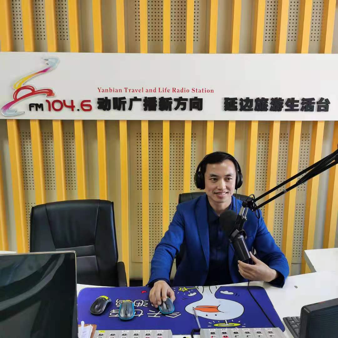龙2.png 龙2.png