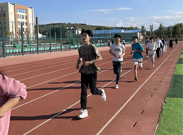 图片1.jpg 图片1.jpg