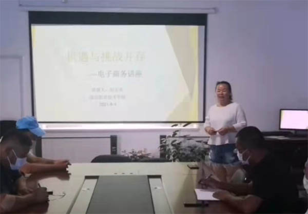 图片1副本.jpg