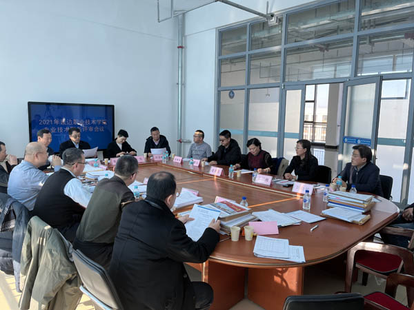 c41c0784da6a4dee394b99c0d93f395.jpg c41c0784da6a4dee394b99c0d93f395.jpg