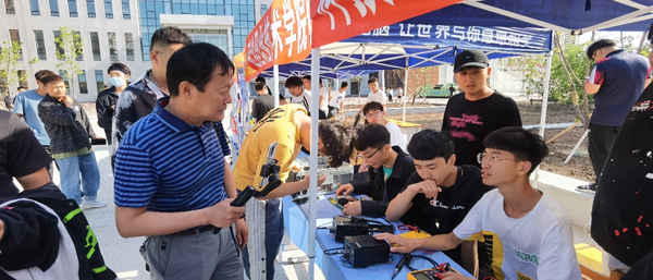 图片2.png 图片2.png