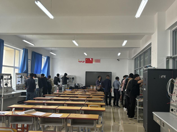 图片4.jpg 图片4.jpg