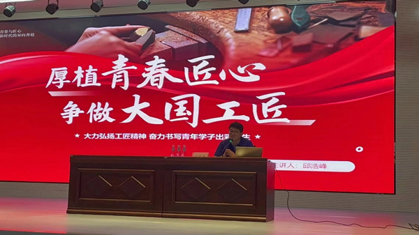 图片2.jpg 图片2.jpg